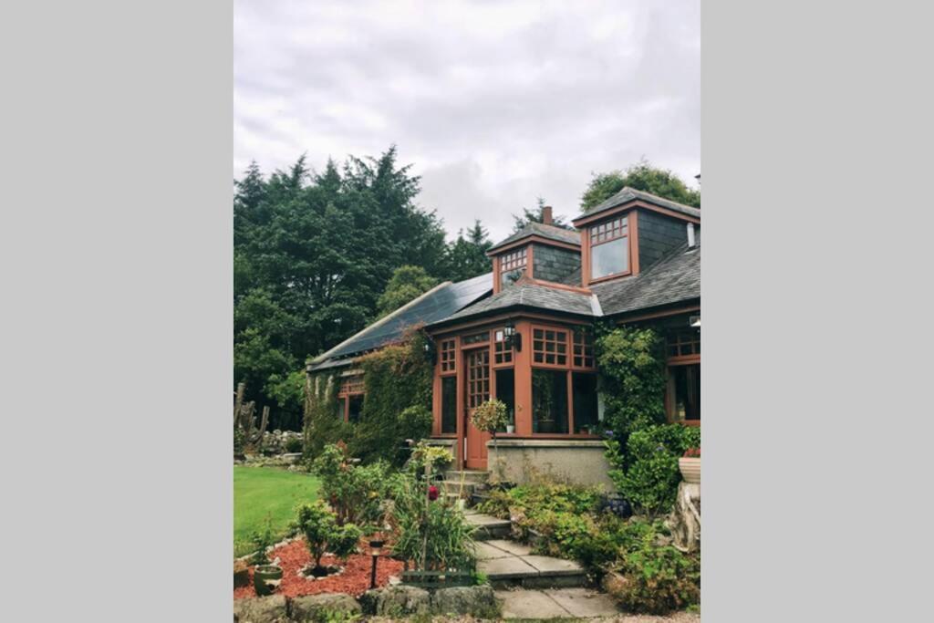 Serene Countryside Home With Manicured Gardens Stonehaven Exterior foto