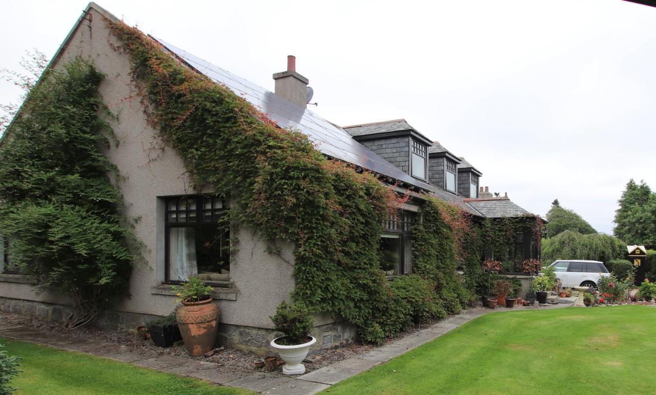 Serene Countryside Home With Manicured Gardens Stonehaven Exterior foto